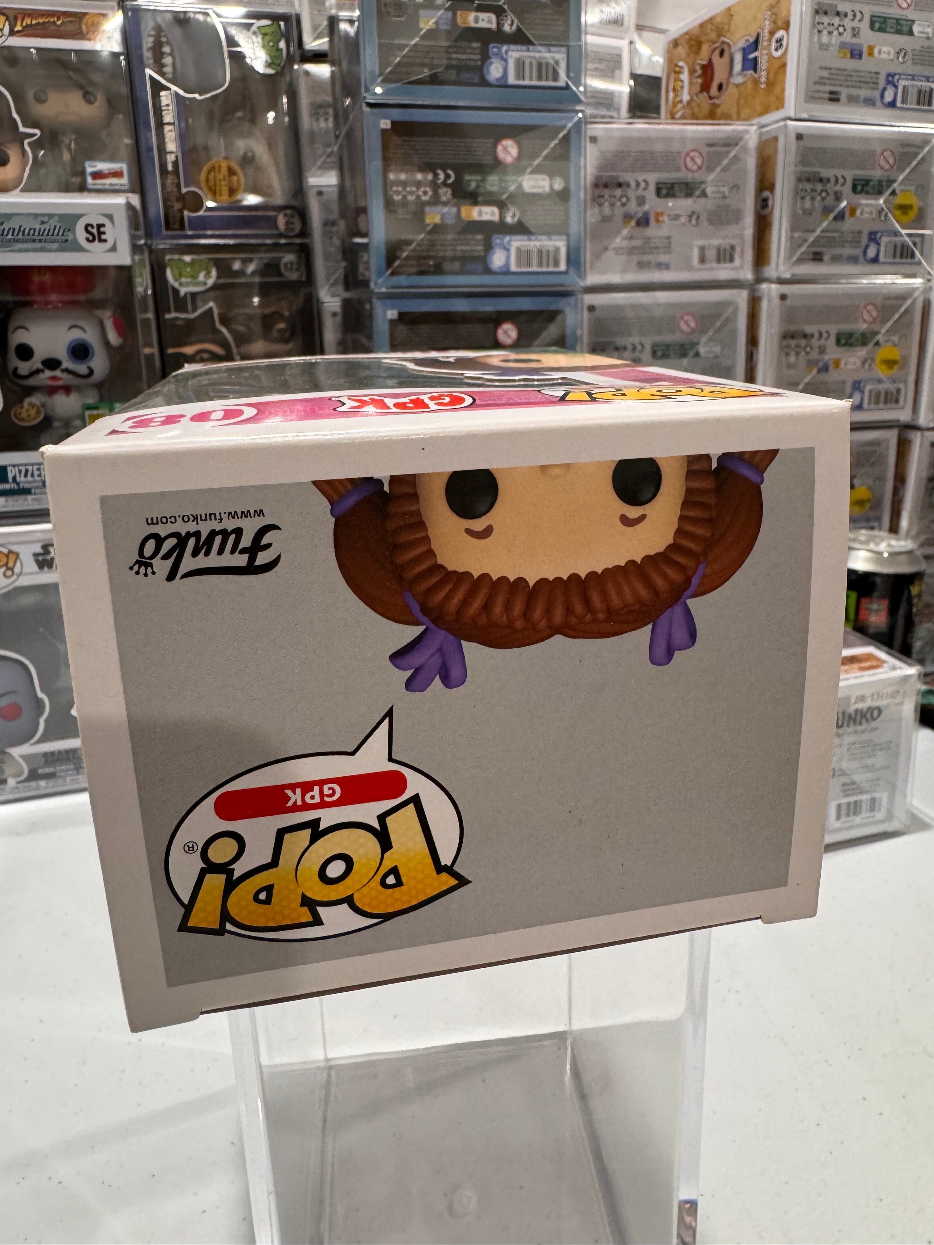 Leaky Lindsay - Funko Pop Figure by POPnBeats