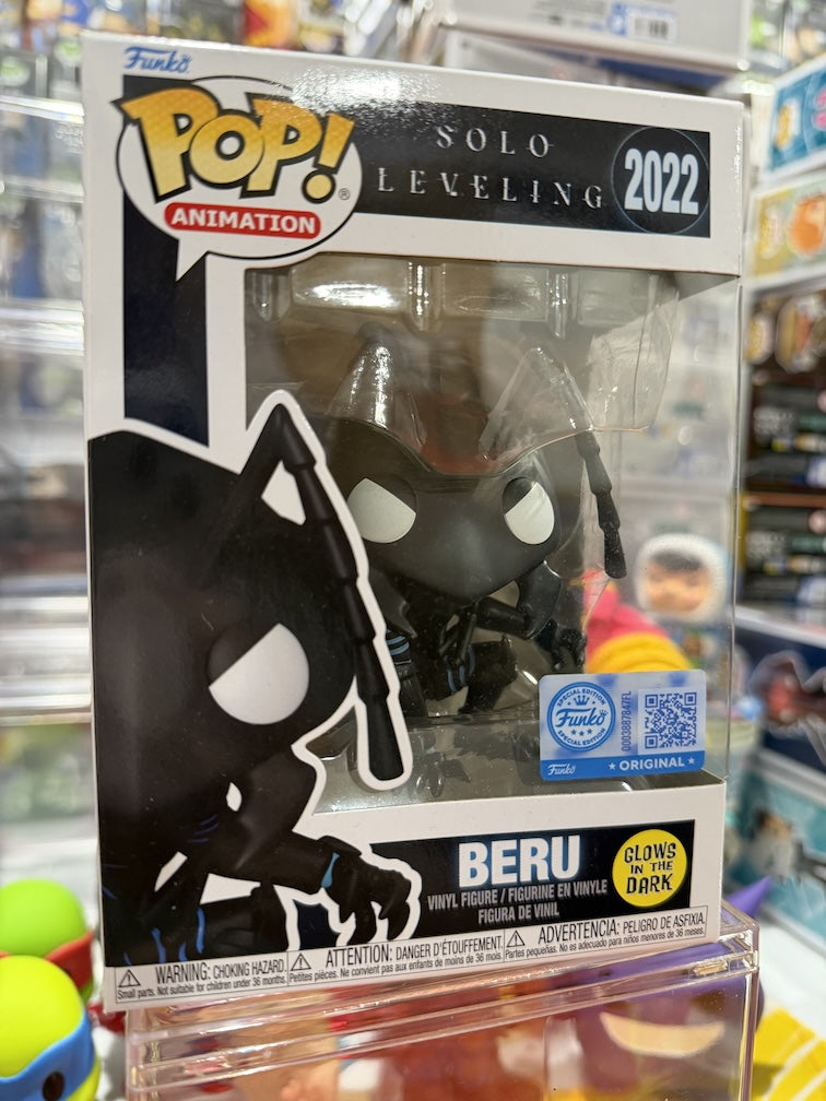 Funko Pop Star Wars Beru Glow in the Dark 2022 Exclusive